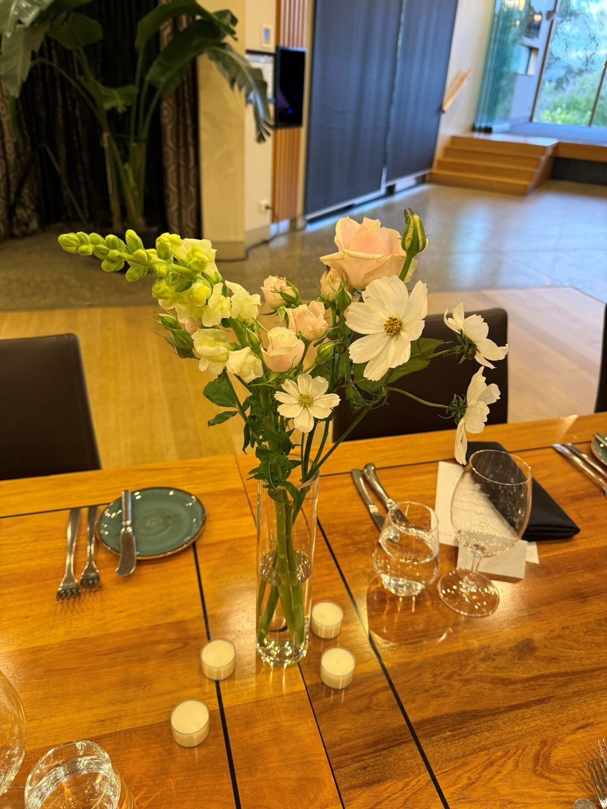 Bud Vase Table Arrangements - Image 7